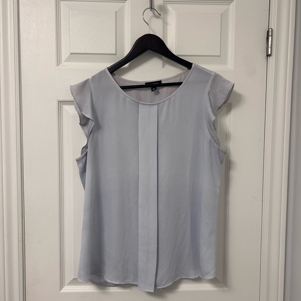 Le Chateau XL FlutterSleeve